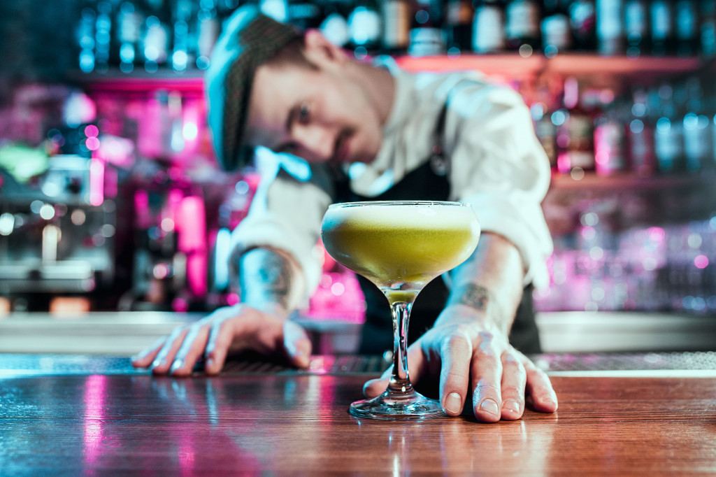 Experienced bartender