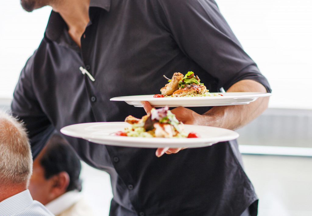 Waiter / Waitress for hotel's restaurant