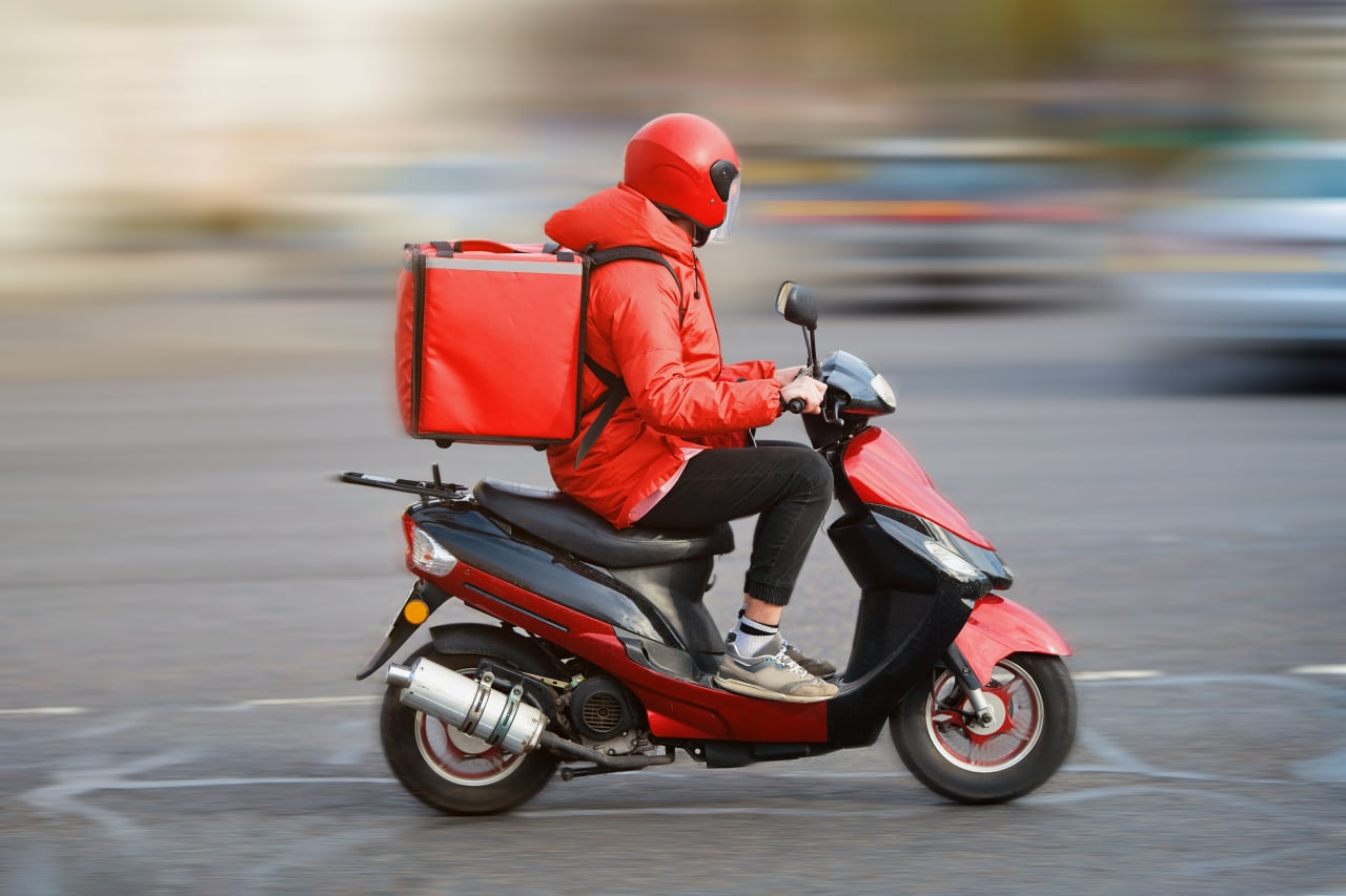 Delivery Driver (Διανομέας)